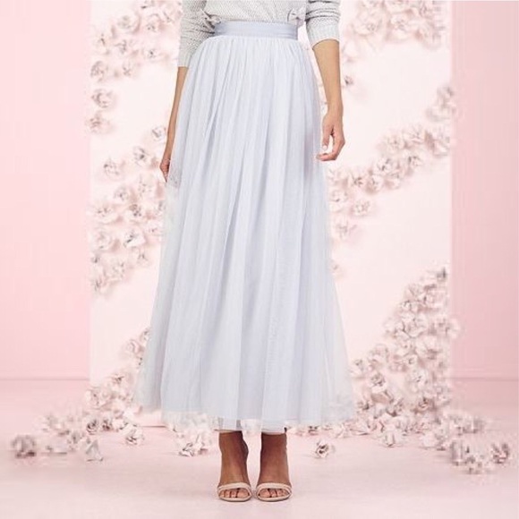 LC Lauren Conrad Dresses & Skirts - LC Lauren Conrad Runway Tulle Maxi Skirt